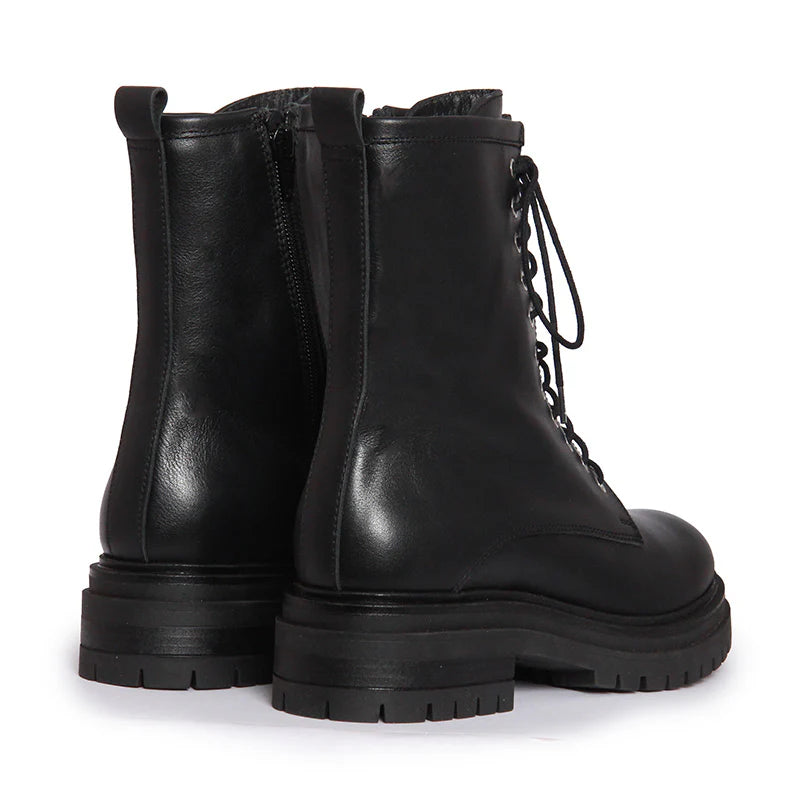 MAIHARI SOFT LEATHER BLACK BOOTS