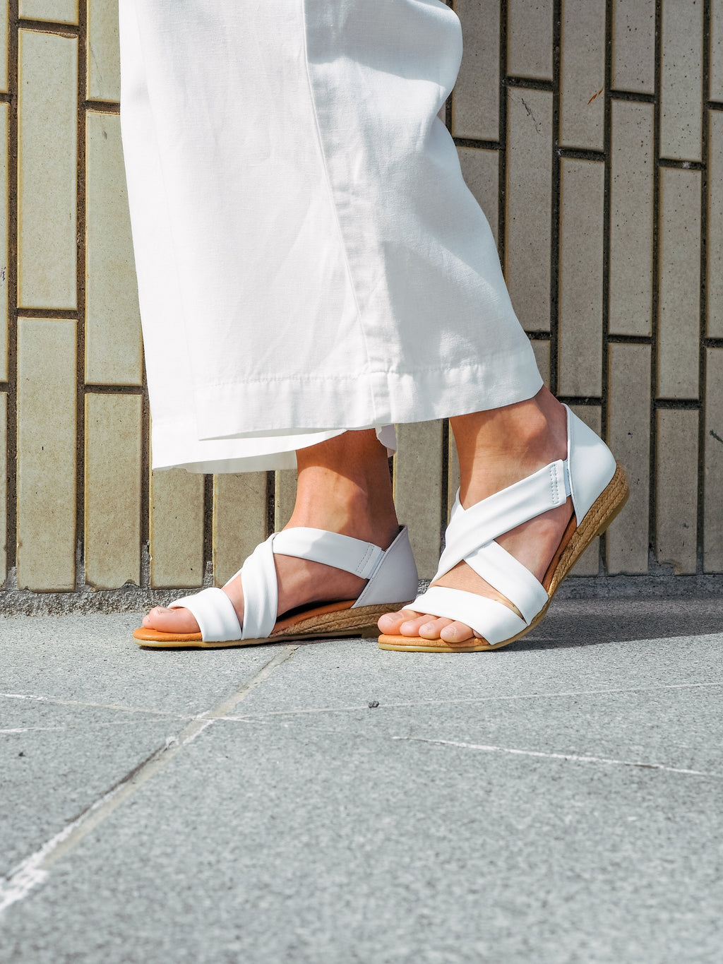 NAYARA SOFT LEATHER WHITE ESPADRILLE SANDALS