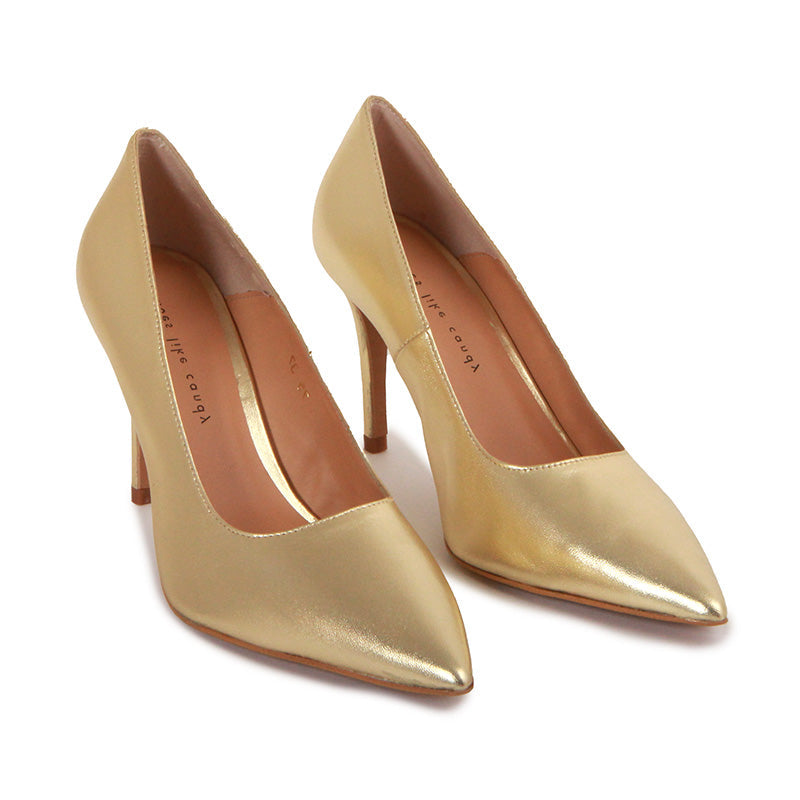 SCARLET SOFT LEATHER GOLD HEELS