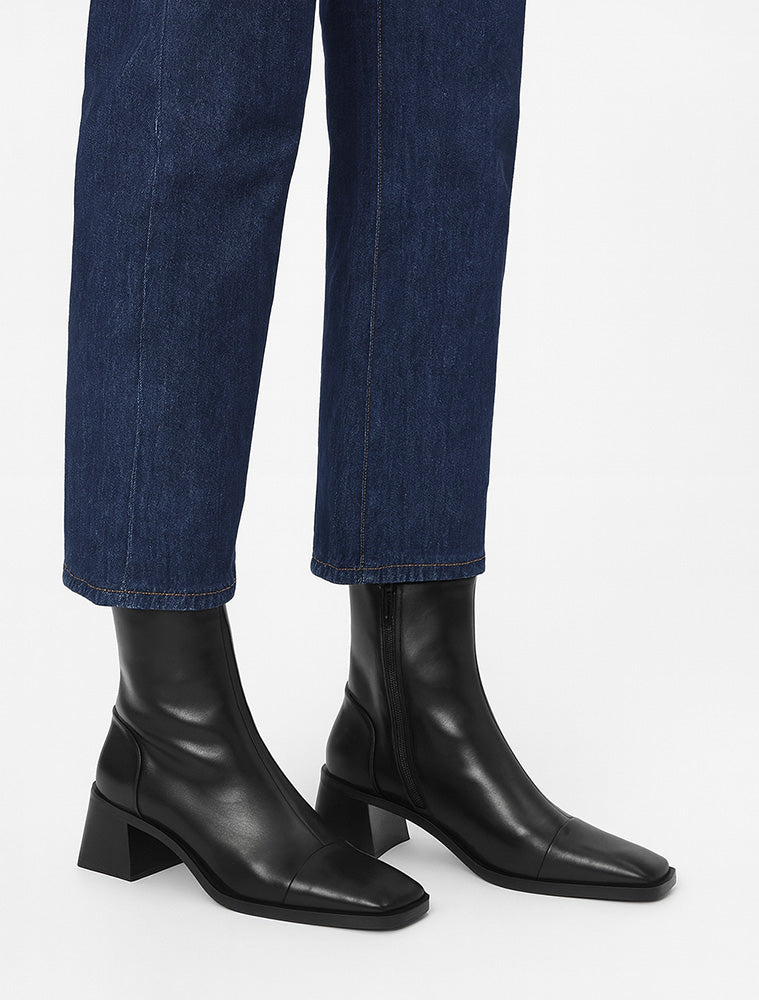 ISLA LUX BLACK ANKLE BOOTS