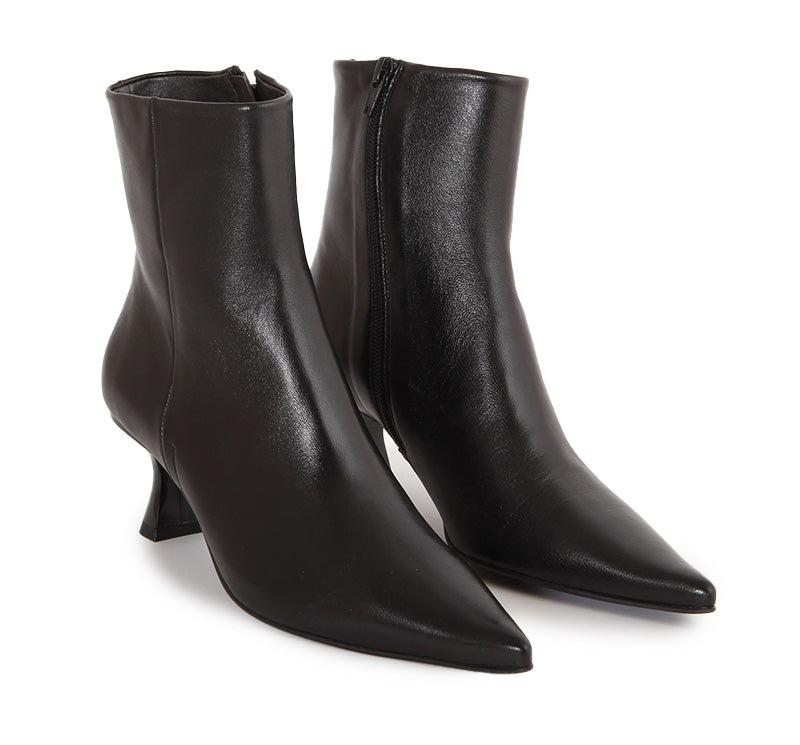 SELENA SOFT BLACK ANKLE BOOTS