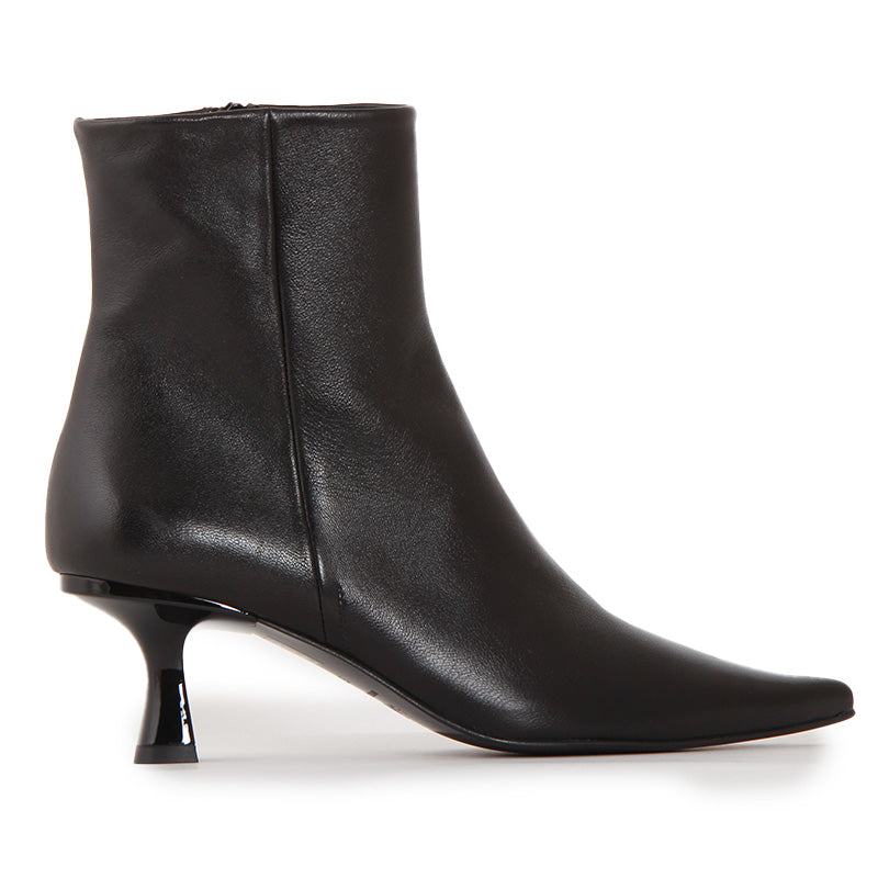 SELENA SOFT BLACK ANKLE BOOTS