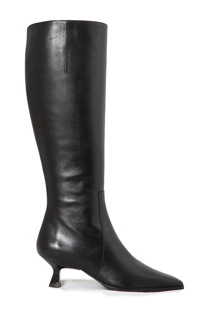 ELINDRA SOFT BLACK BOOTS