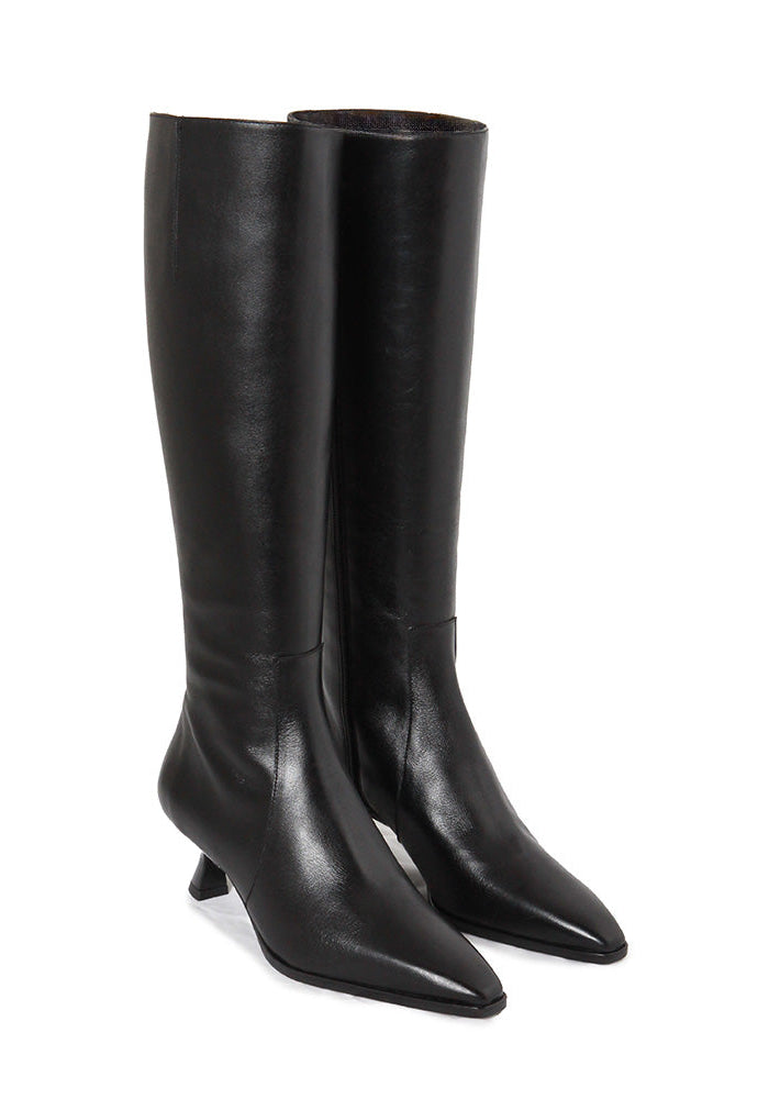 ELINDRA SOFT BLACK BOOTS