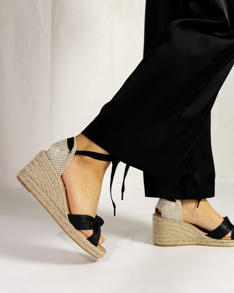 LOLA LOW SOFT BLACK PLATFORM ESPADRILLES