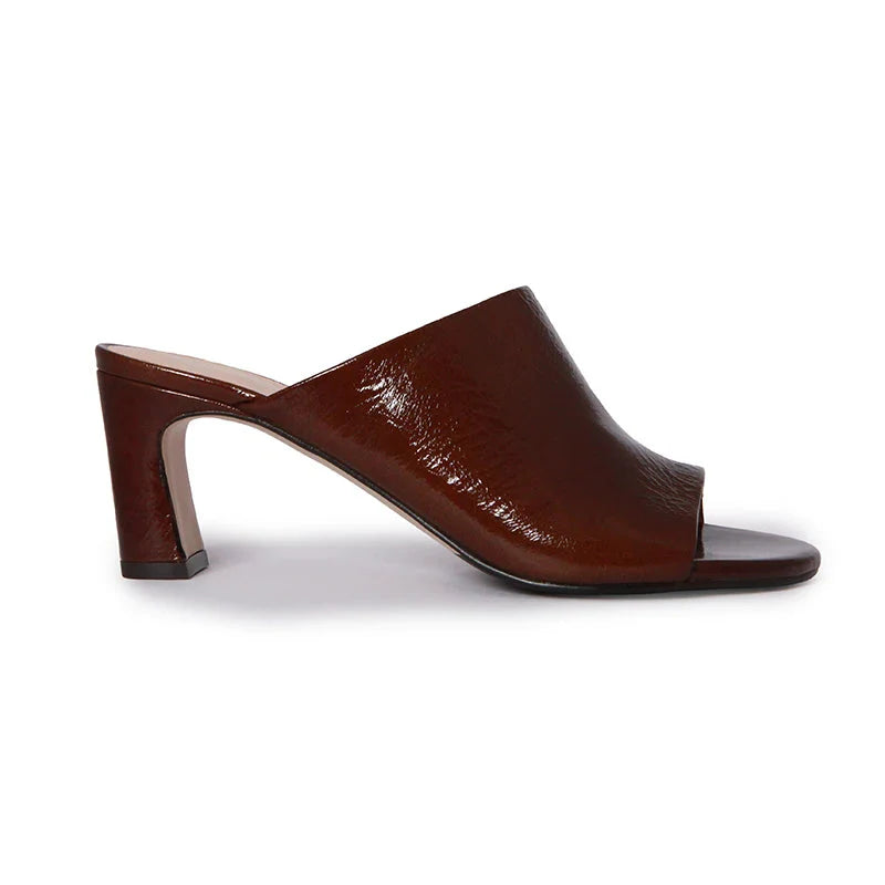 SLC MULE SOFT SHINY CHOCO MULES
